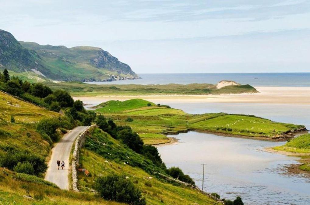 Dungloe Lakeside Lodging Apartment Екстериор снимка