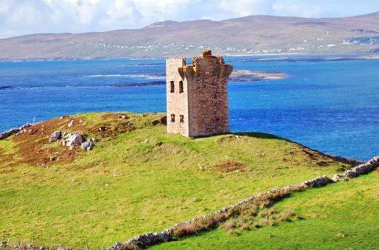 Dungloe Lakeside Lodging Apartment Екстериор снимка